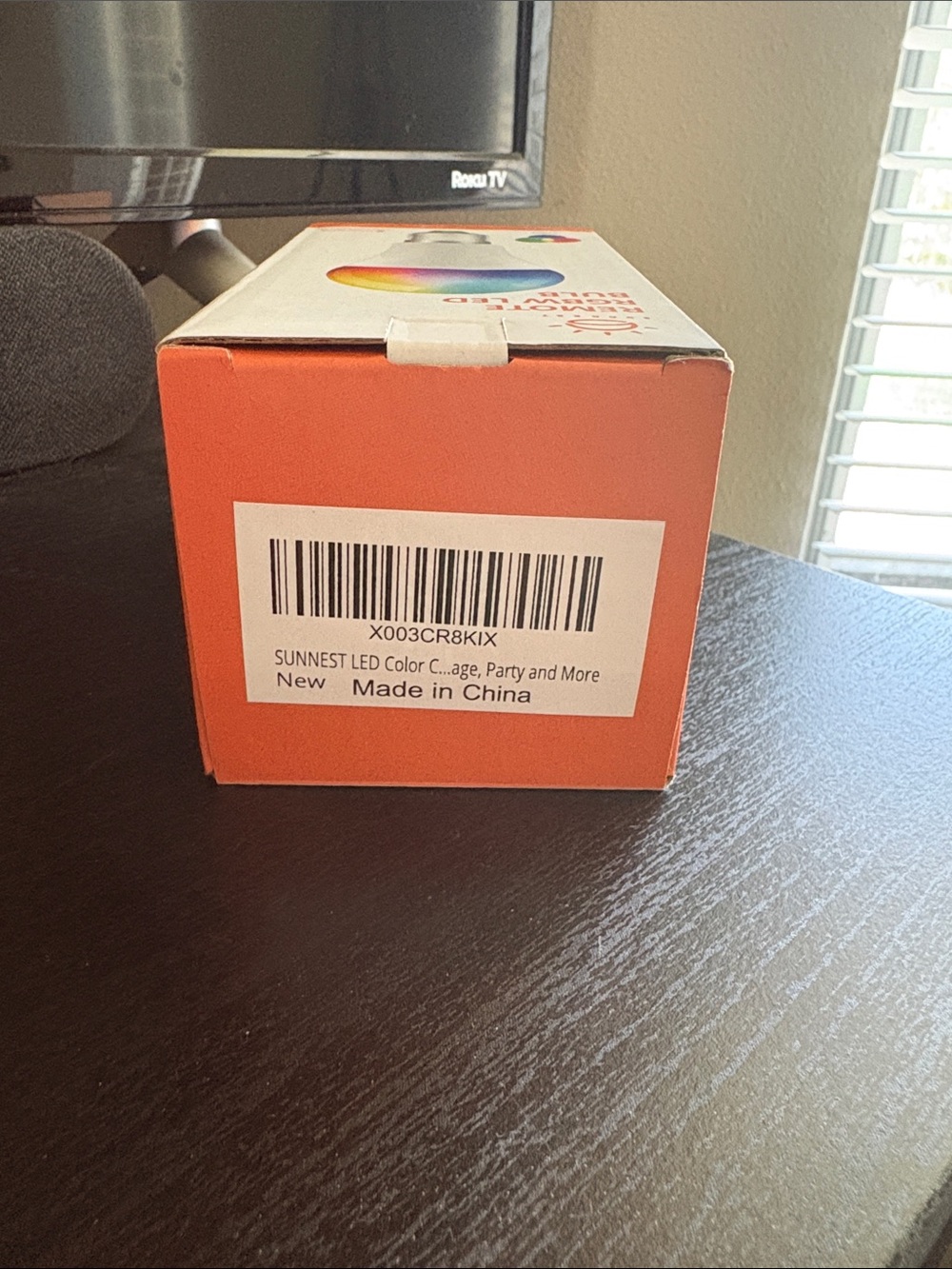 Remote RGBW LED Bulb - White/Multicolor. With remote - Picture 4 of 5